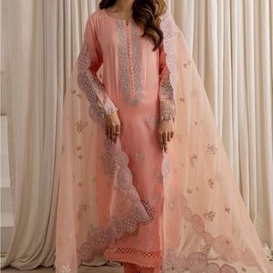 Luxury Chikankari Embroidered Dress Size ‘XL’
